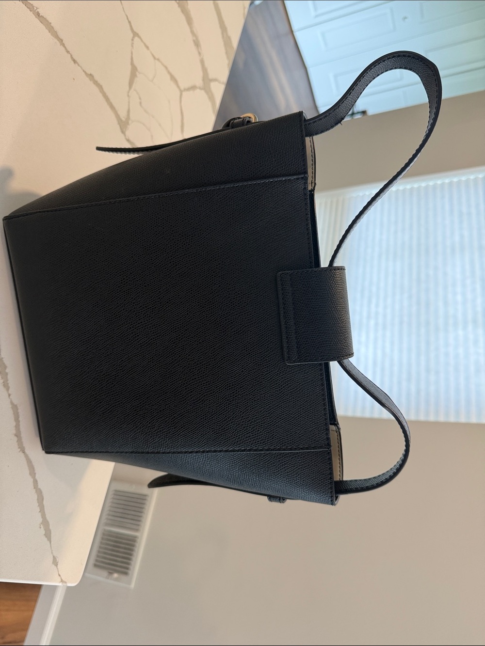 TOUS Black Leather Shoulder Bag with Chain Accent - Picture 3 of 3